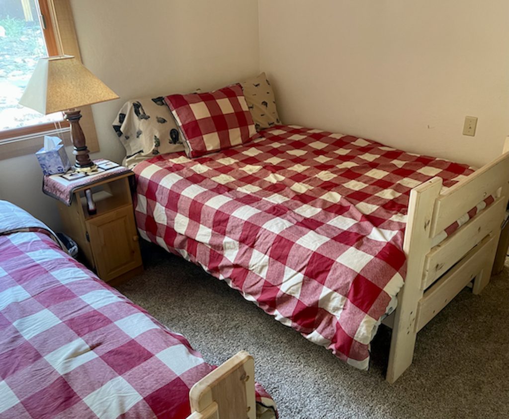 Second bedroom